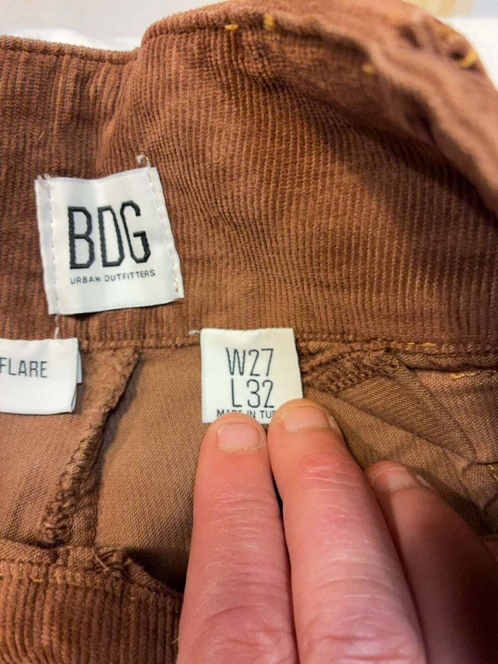 BDG Urban Outfitters Brown Corduroy Flare Pants Size W27 L32 - Picture 3 of 9